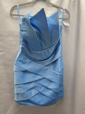 Light Blue Strapless Sculpted Cocktail Dress
